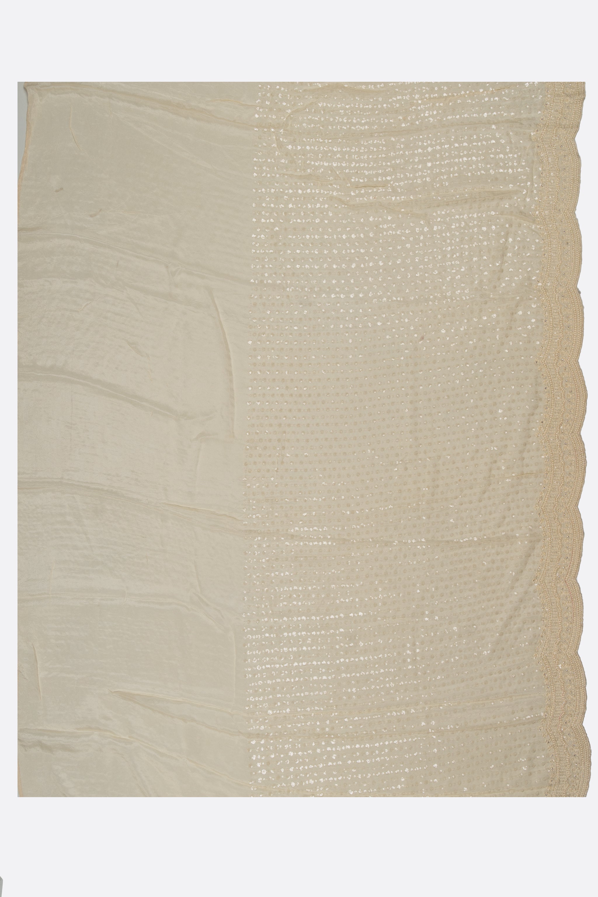 Off White Embellished Georgette Saree ES0078