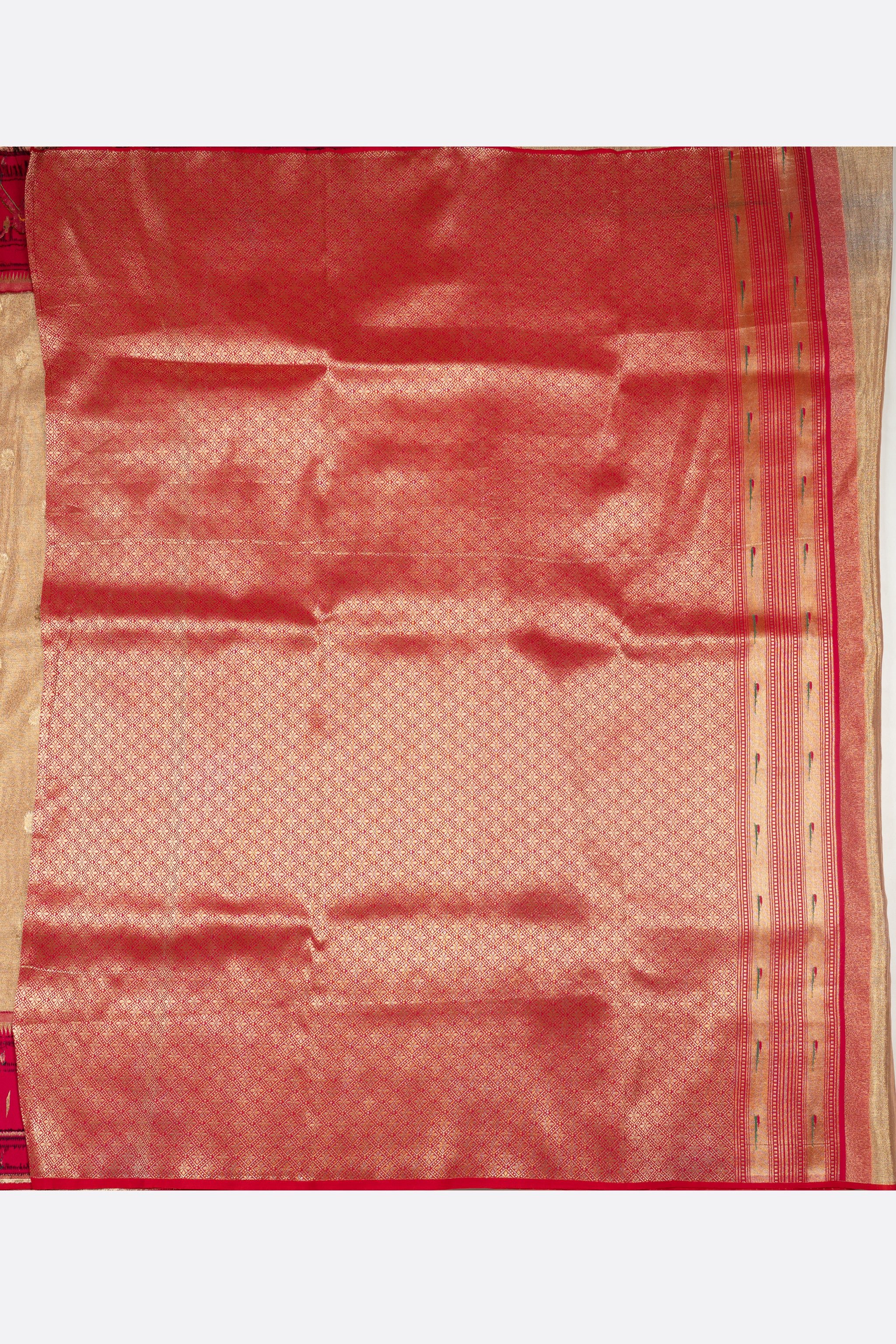 Gold Woven Banaras Saree F00878