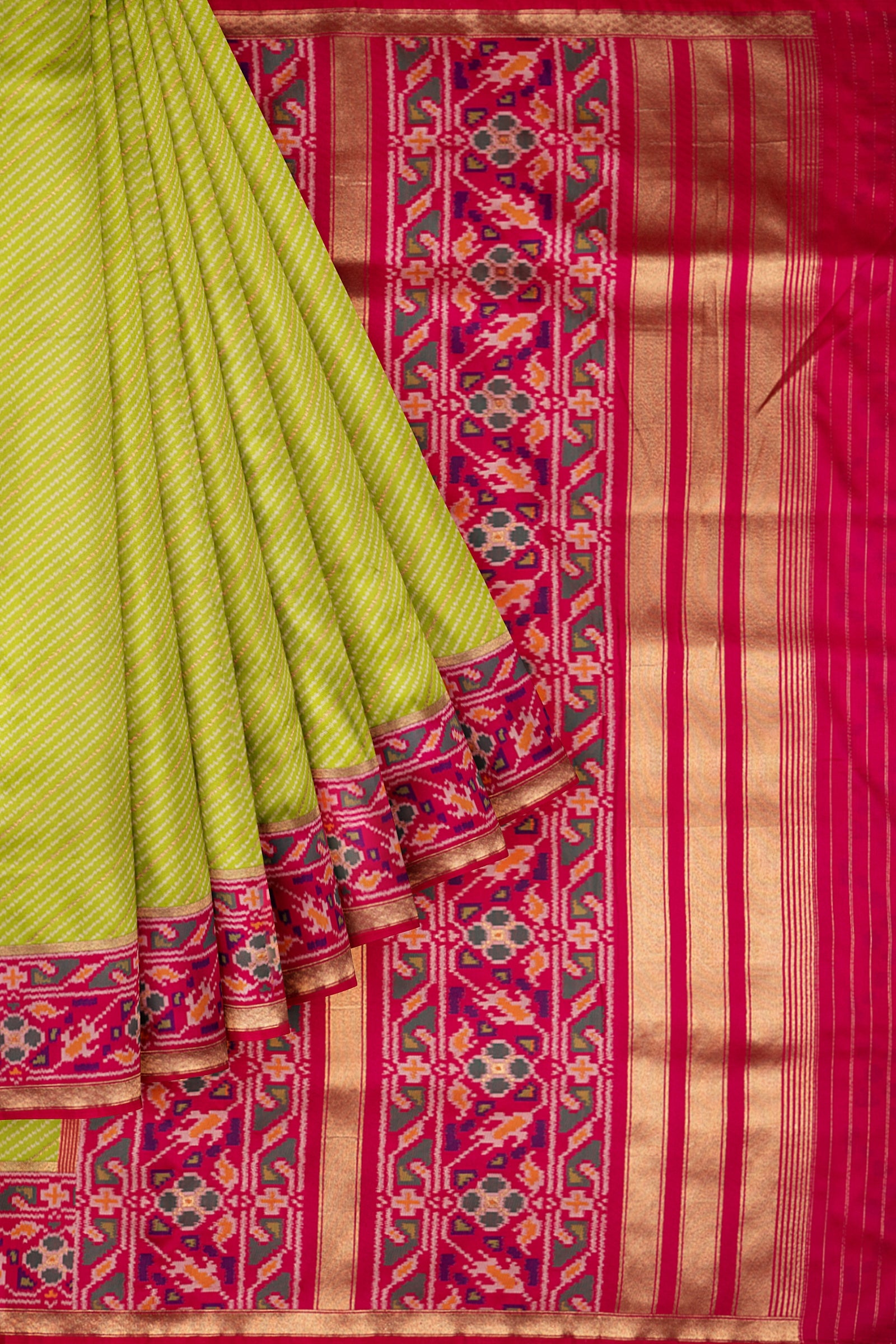 Green Woven Art Banaras Saree F00875