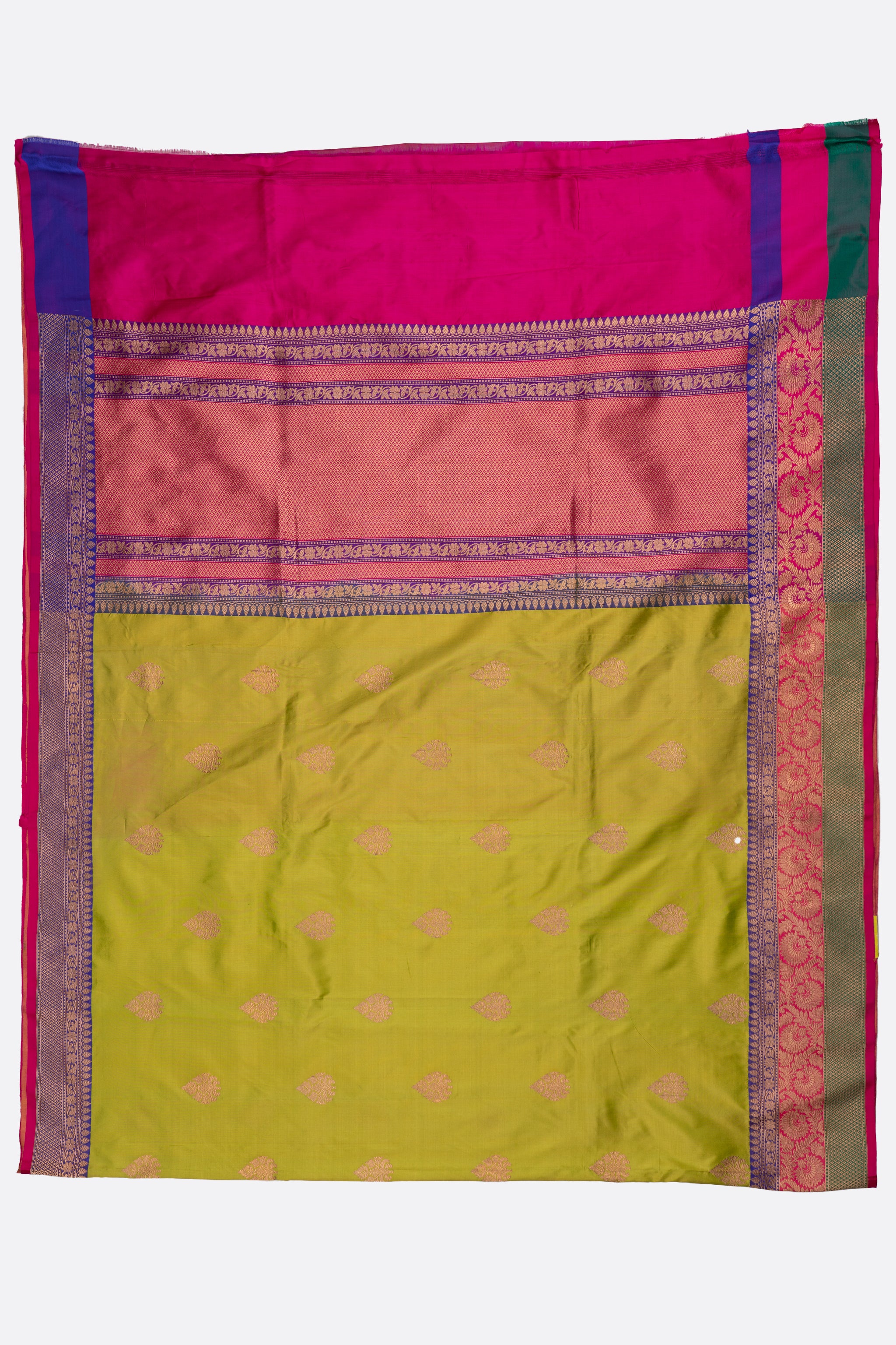 Green Woven Banaras Saree 900948