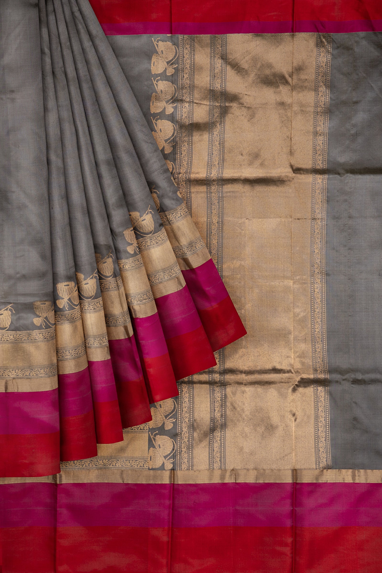 Grey Woven Banaras Saree 900945