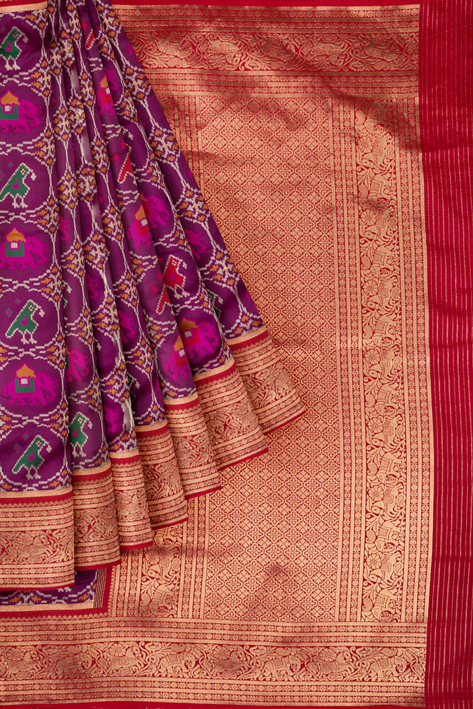 Magenta Woven Banaras Saree CS0424
