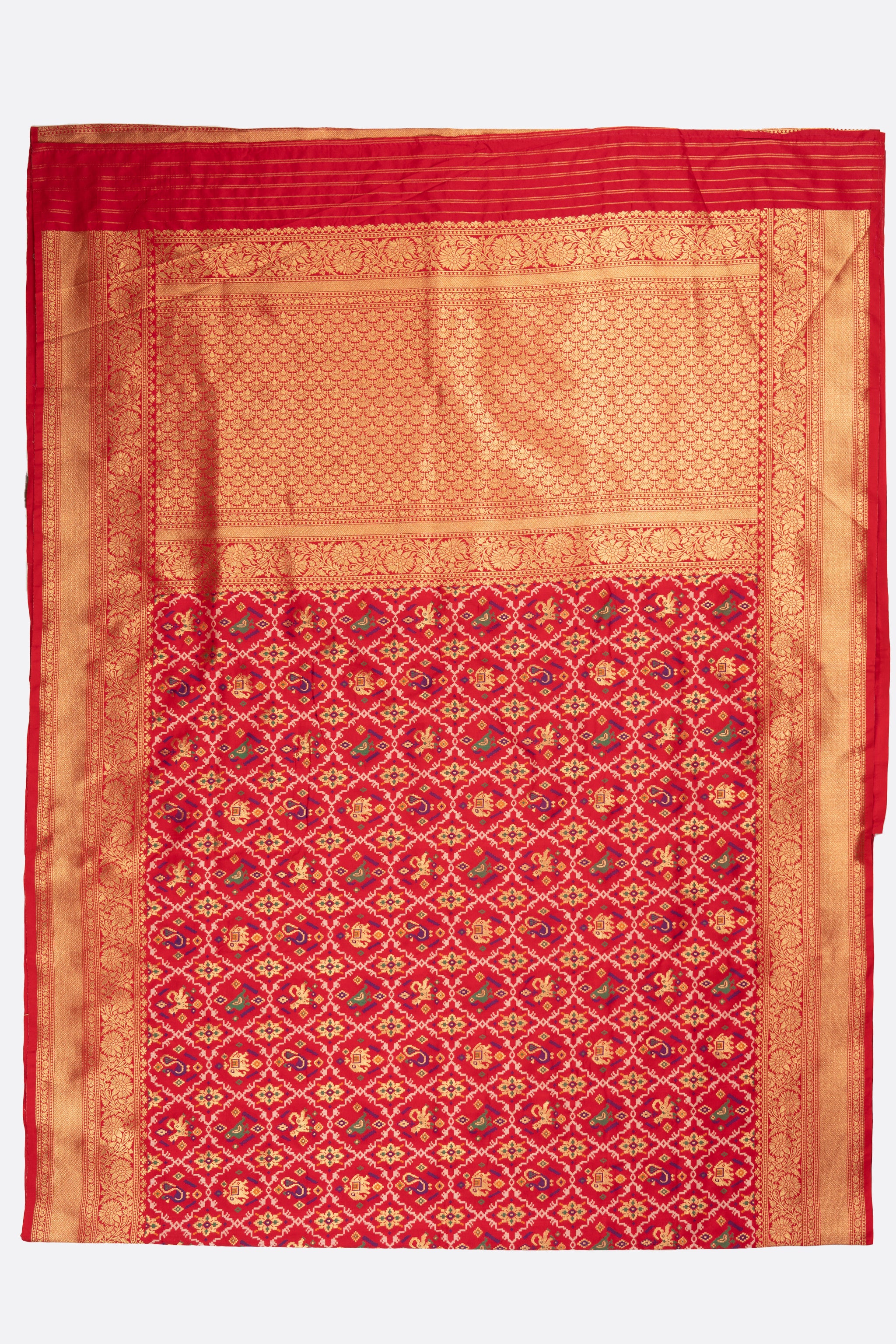Red Woven Banaras Saree ES1203