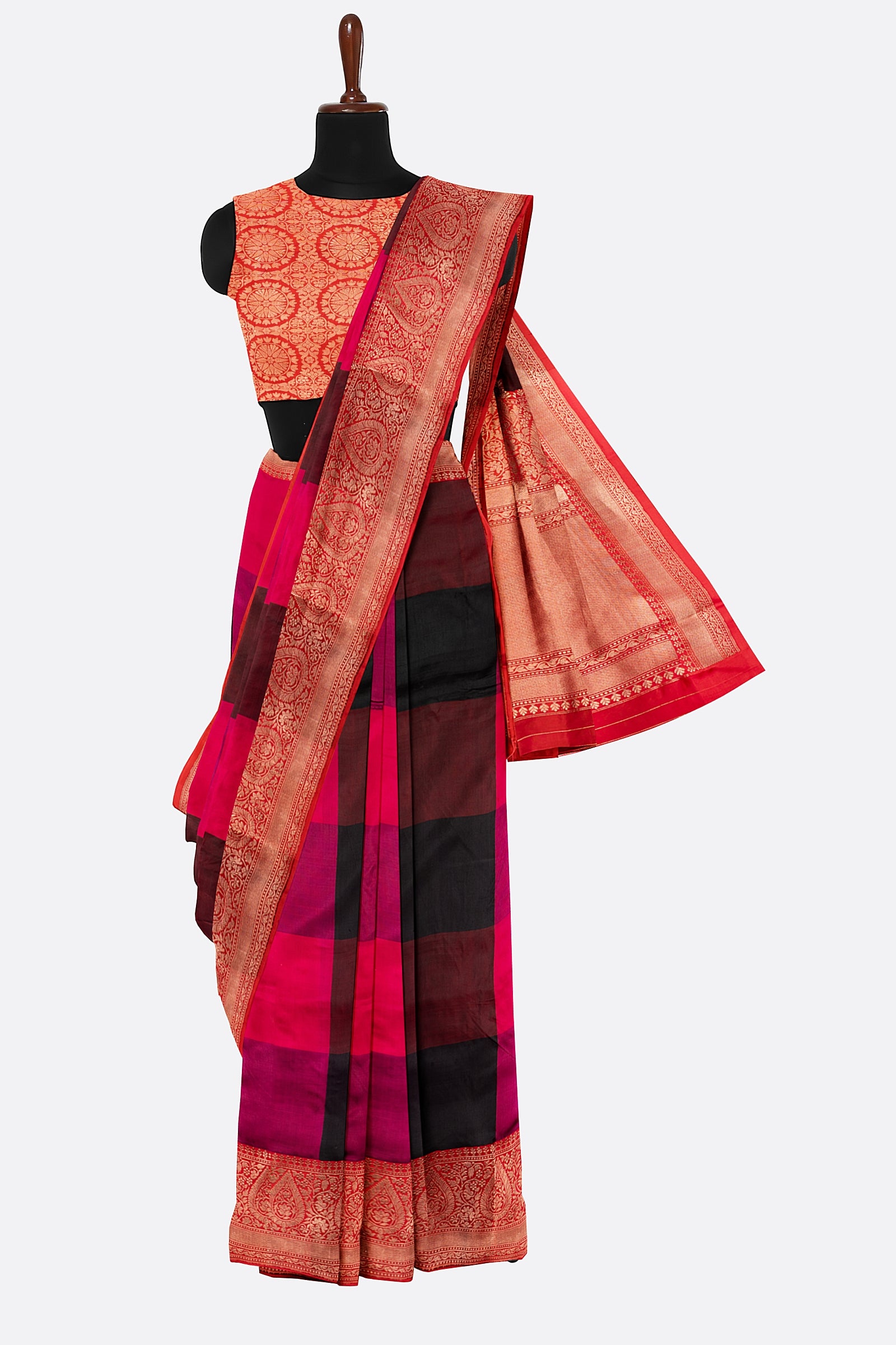 Red And Black Woven Banaras Saree DS0002